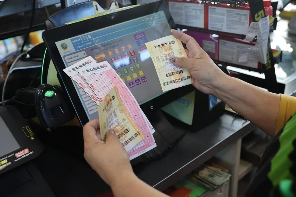 Powerball 彩票获得7.546亿美元奖金，成为游戏历史上第五大奖。